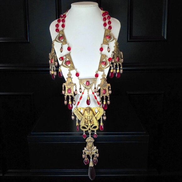 EGYPTIAN REVIVAL Massive Vintage Czech Ruby Glass Statement Necklace - Picture 5 of 6